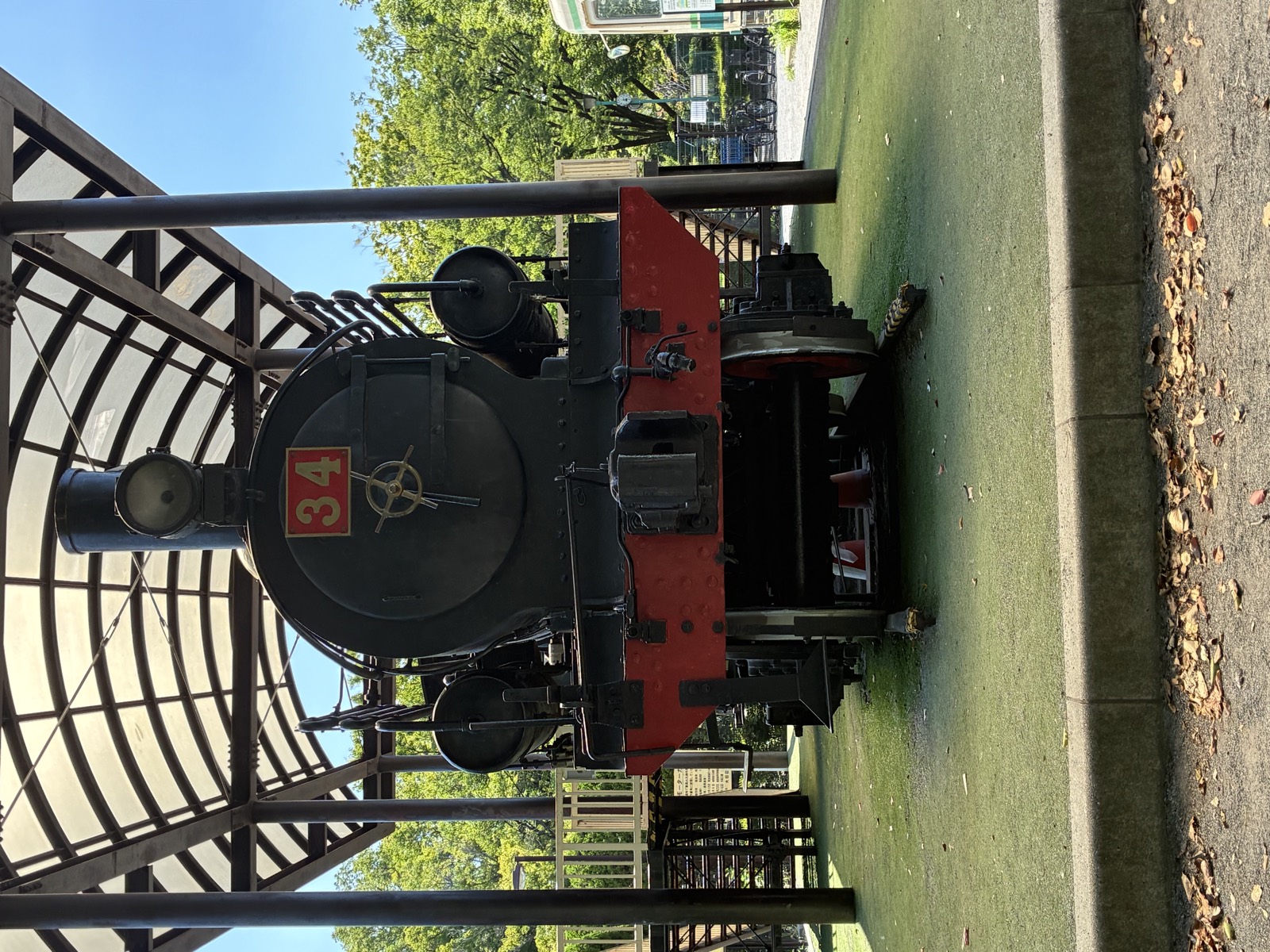 萩中公園の蒸気機関車34号